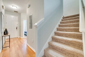 2 Mi to Disney World: Townhome w/ Patio!