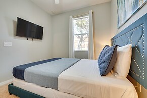 2 Mi to Disney World: Townhome w/ Patio!