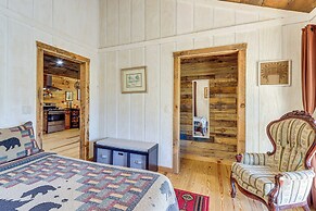 Couple's Retreat: Mtn-view Cabin in Blue Ridge!