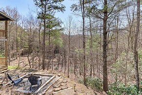 Couple's Retreat: Mtn-view Cabin in Blue Ridge!