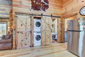 Couple's Retreat: Mtn-view Cabin in Blue Ridge!