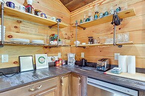 Couple's Retreat: Mtn-view Cabin in Blue Ridge!