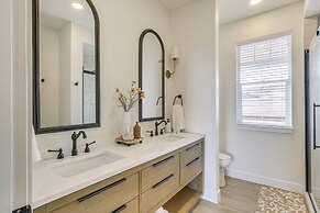 5 Mi to Bear Lake State Park: Home w/ Deck