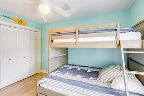 Dock + Balcony: Serene Big Coppitt Key Escape