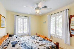 Dock + Balcony: Serene Big Coppitt Key Escape