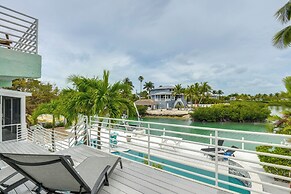 Dock + Balcony: Serene Big Coppitt Key Escape