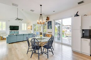 Dock + Balcony: Serene Big Coppitt Key Escape