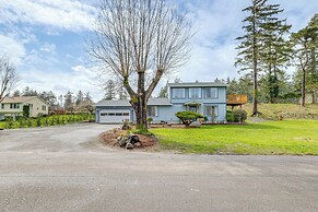 3 Mi to Beach: Oregon North Coast Retreat