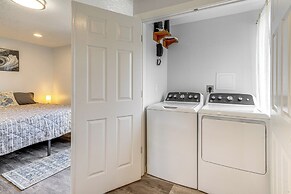 3 Mi to Beach: Oregon North Coast Retreat