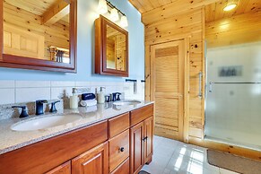 1 Mi to Lake Henry: Peaceful Poconos Cabin!