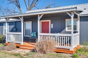 Pet-friendly Home w/ Porch Near Chickasha!