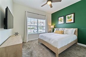 Vibrant 5Bd w Private Pool Waterpark at Storey Lake 4811m