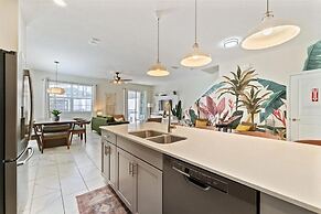 Vibrant 5Bd w Private Pool Waterpark at Storey Lake 4811m