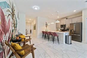 Vibrant 5Bd w Private Pool Waterpark at Storey Lake 4811m