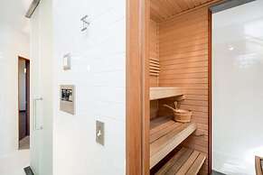 Bluffside Cove by Rove Beachfront w Pool Sauna