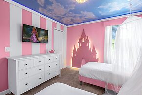 Luxury 9BR Getaway Pool Theater Theme Rooms