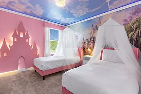 Luxury 9BR Getaway Pool Theater Theme Rooms