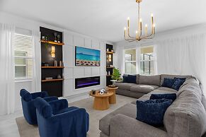 Luxury 9BR Getaway Pool Theater Theme Rooms