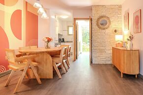 Les 15 Pins & La Mer