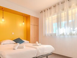 Les 15 Pins & La Mer