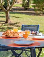 Les 15 Pins & La Mer