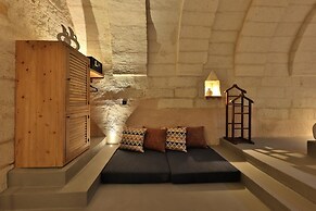 Simurg Cave House
