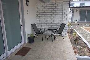 Little Bush Guesthouse