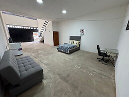Periférico Bodega con Departamento A