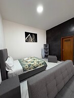 Periférico Bodega con Departamento A