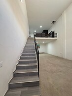 Periférico Bodega con Departamento A