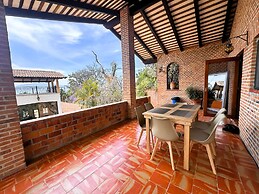 ANANA Rancho San Rafael 3 Bedrooms Hill