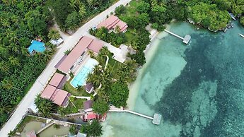Reef Waters Resort