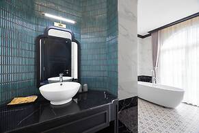 Lotus Home Cafe - Signature