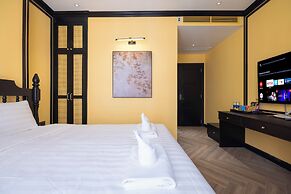 Lotus Home Cafe - Signature