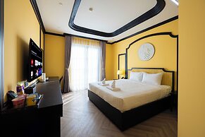 Lotus Home Cafe - Signature