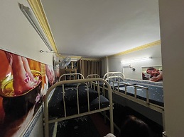 Mai Mai Hostel Homestay