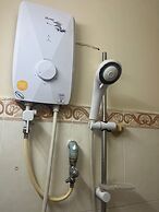 Mai Mai Hostel Homestay