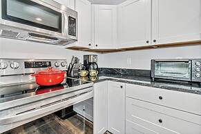 Bear Walk Cottage in Black Mountain