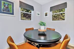 Bear Walk Cottage in Black Mountain