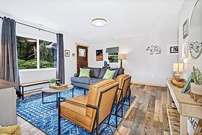 Bear Walk Cottage in Black Mountain