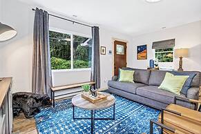 Bear Walk Cottage in Black Mountain