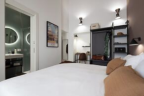 Style & Stone Guest House