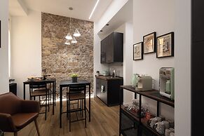 Style & Stone Guest House