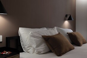 Style & Stone Guest House