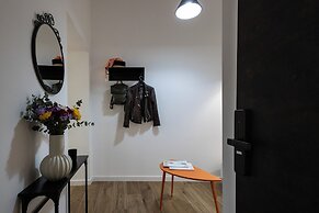 Style & Stone Guest House