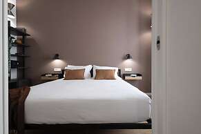 Style & Stone Guest House