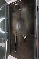 Style & Stone Guest House