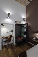 Style & Stone Guest House