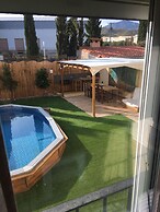 Villa Garden, Pool & sea