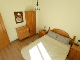 Villa Garden, Pool & sea